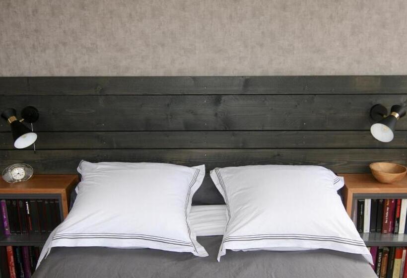 Suite with Terrace, Bibou S Room Paris