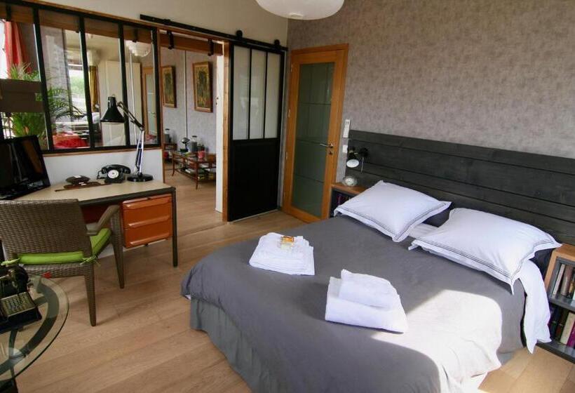 Suite with Terrace, Bibou S Room Paris
