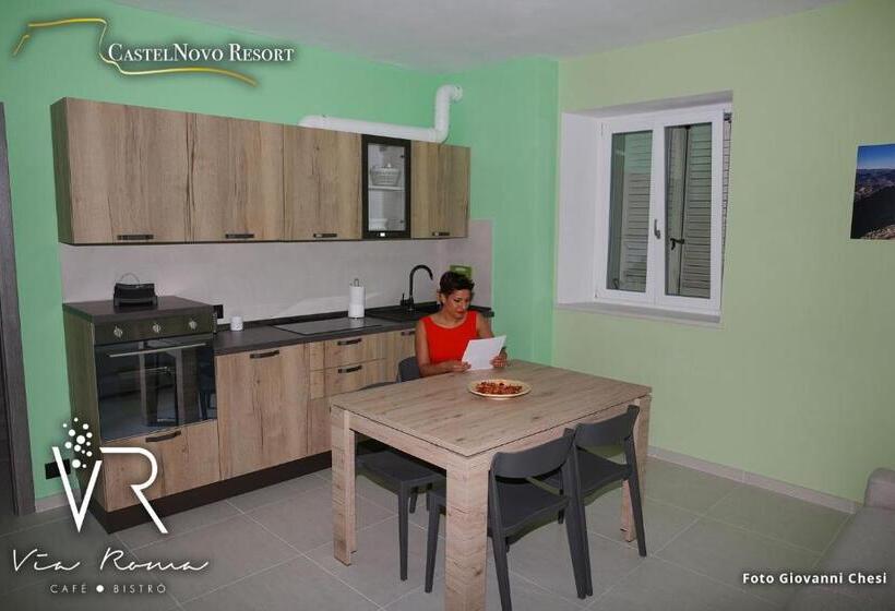 带1个卧室的带阳台的公寓, Castelnovo Resort