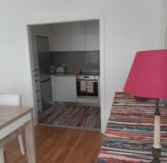 آپارتمان 1 خوابه با بالکن, Casa Da Travessa