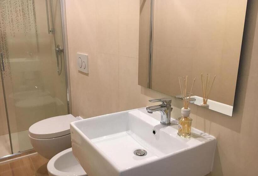 اتاق استاندارد, Le Tre Orchidee Florence