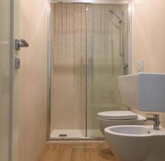 اتاق استاندارد, Le Tre Orchidee Florence
