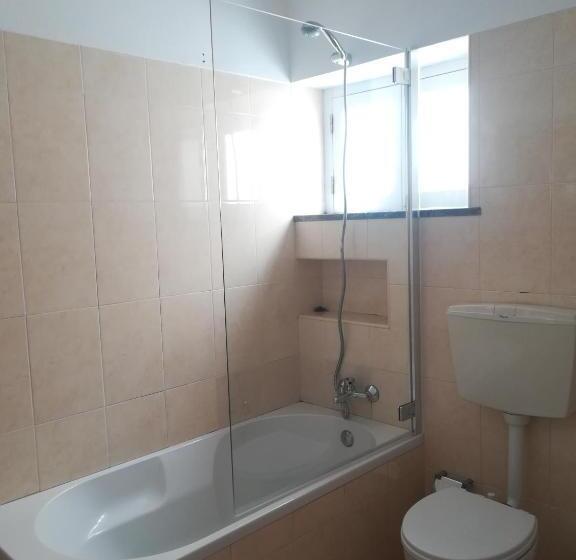 اتاق استاندارد, Pirata Hostel Milfontes