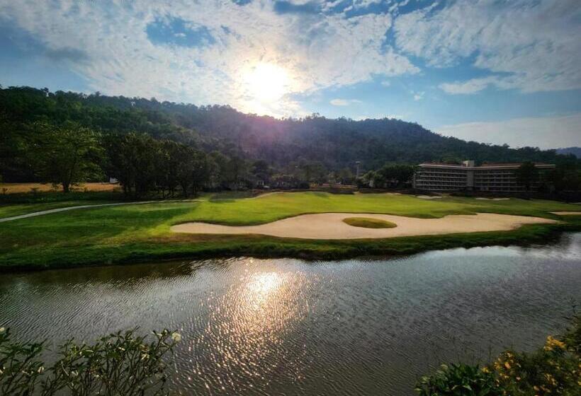 اتاق استاندارد با تخت بزرگ, The Midst@ Royal Hills Nakornayok