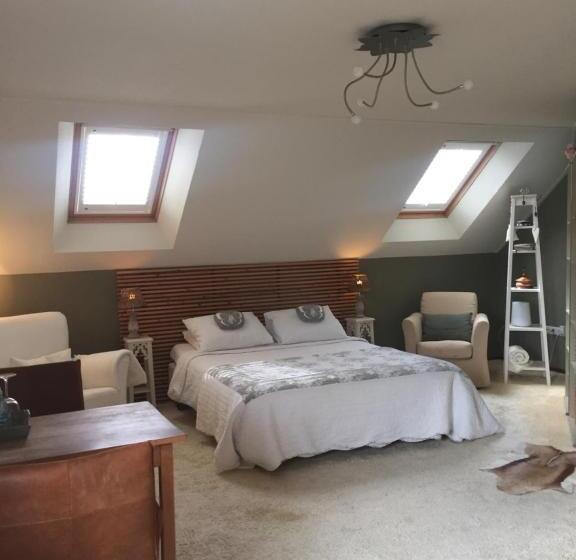 Deluxe Suite King Bed, B&b De Koraal