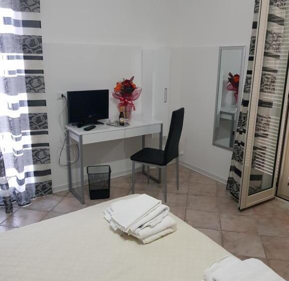 اتاق استاندارد سه نفره, B&b Dimora Del Centro