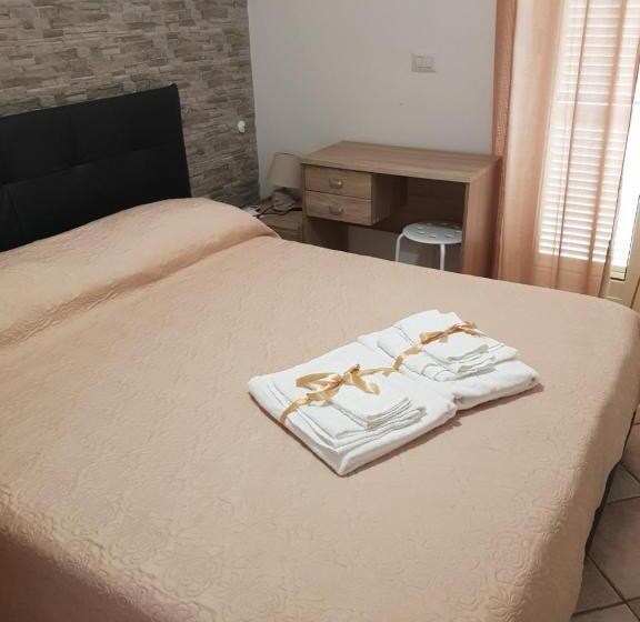 اتاق استاندارد, B&b Dimora Del Centro