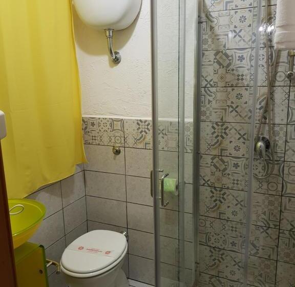 اتاق استاندارد چهار تخته, B&b Dimora Del Centro