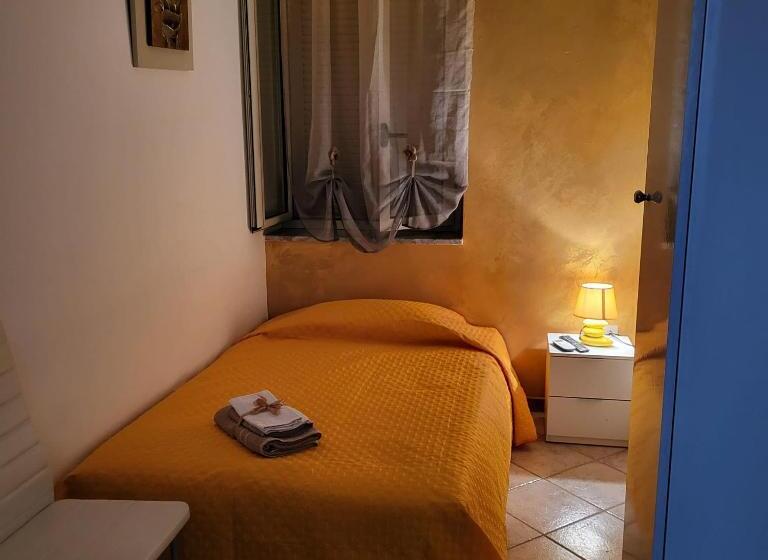 اتاق استاندارد یک نفره, B&b Dimora Del Centro