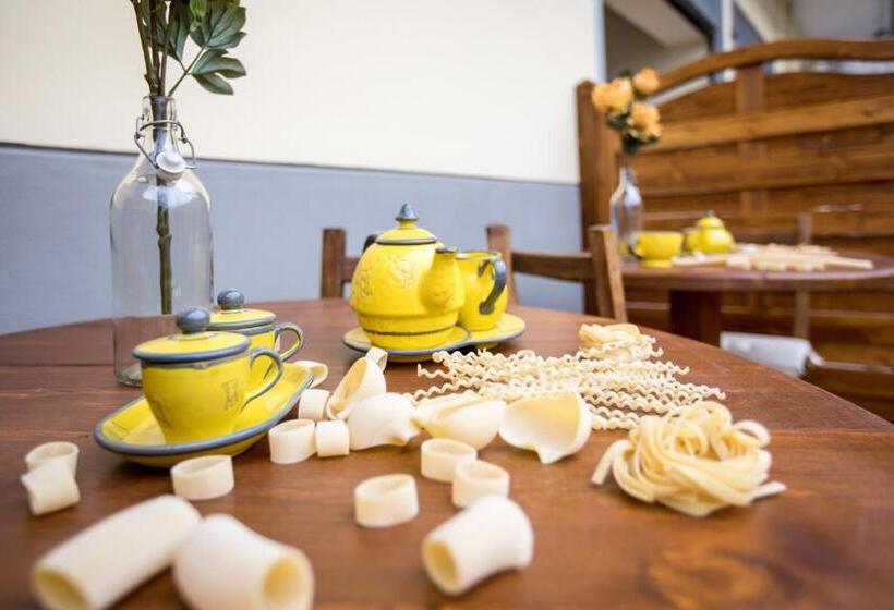 اتاق استاندارد با تخت بزرگ برای معلولان, Capriccio Di Pasta Residence & Spa