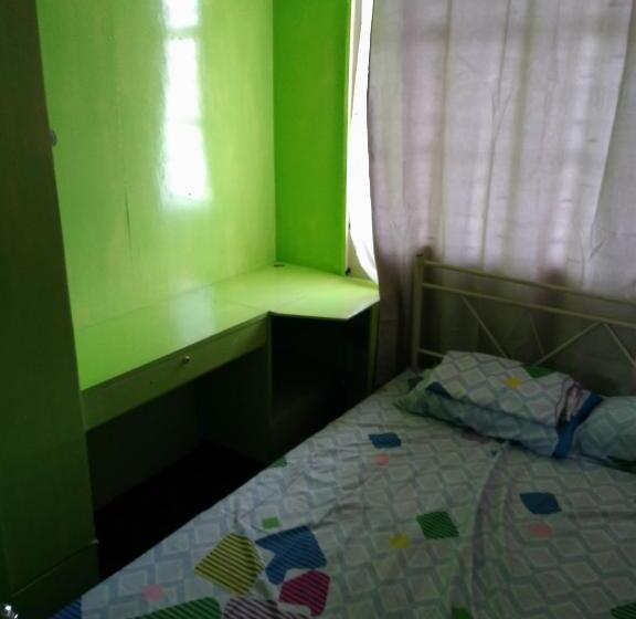 اتاق اکونومی, Fleetwood Suites