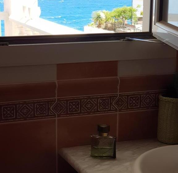 اتاق استاندارد با بالکن, Kalma Private Getaway 100m Ocean