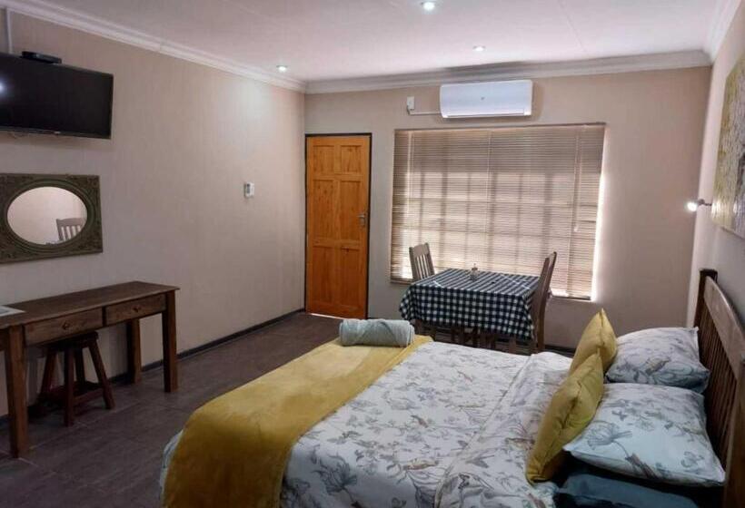اتاق استاندارد, Wisteria Lane Guesthouse