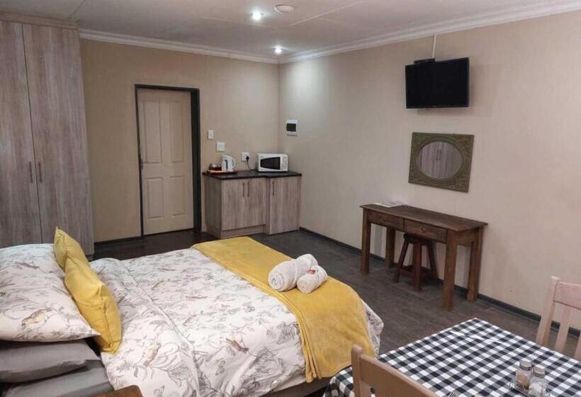 اتاق استاندارد, Wisteria Lane Guesthouse