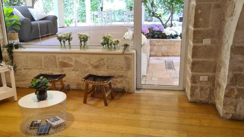اتاق لوکس چهار تخته, Borgoantico34   Luxury Room