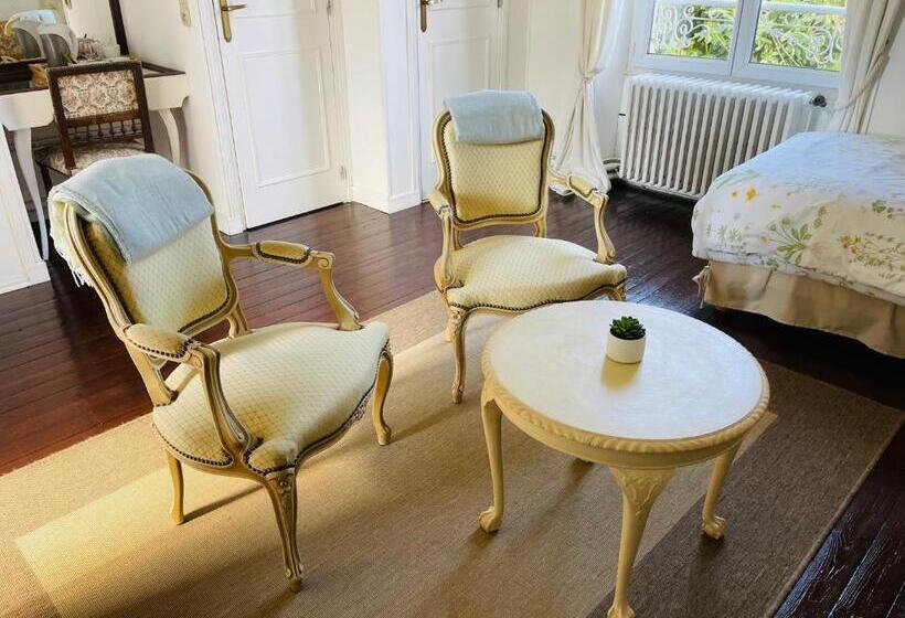 اتاق استاندارد, Le Manoir Des Doyens