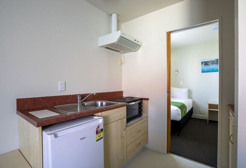 1 Bedroom Apartment, Bella Vista Motel Wellington