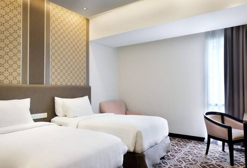 Deluxe Room, Atria  Gading Serpong