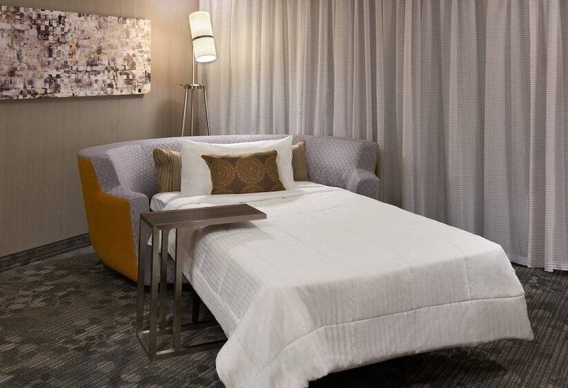 חדר סטנדרט, Courtyard By Marriott Kingston Highway 401