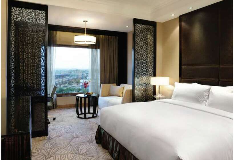 اتاق استاندارد با تخت دوبل, Crowne Plaza New Delhi Mayur Vihar Noida, An Ihg