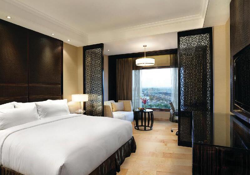 Standardzimmer Kingsize Bett, Crowne Plaza New Delhi Mayur Vihar Noida, An Ihg