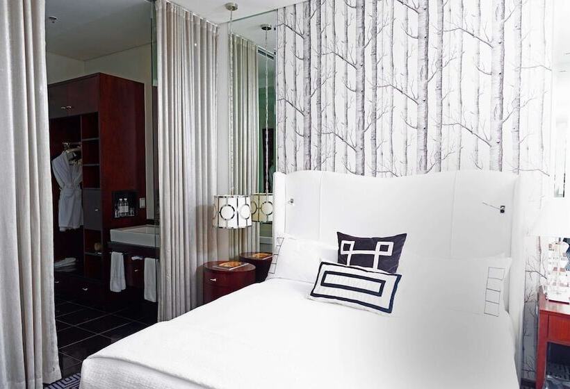 اتاق استاندارد, Davinci Hotel On Nelson Mandela Square