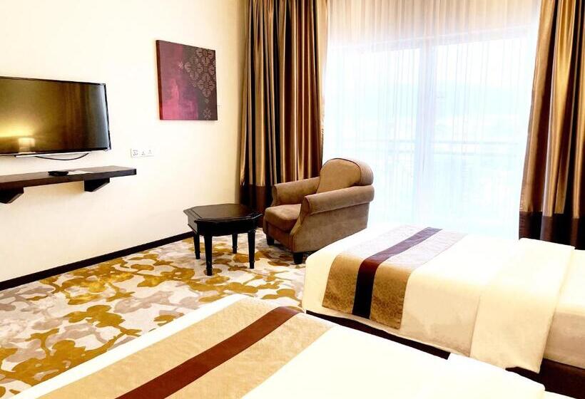 Номер Deluxe, Grand Darul Makmur Hotel Kuantan