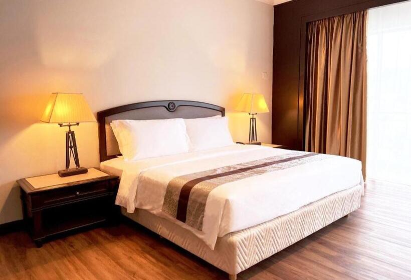 Президентский Люкс, Grand Darul Makmur Hotel Kuantan