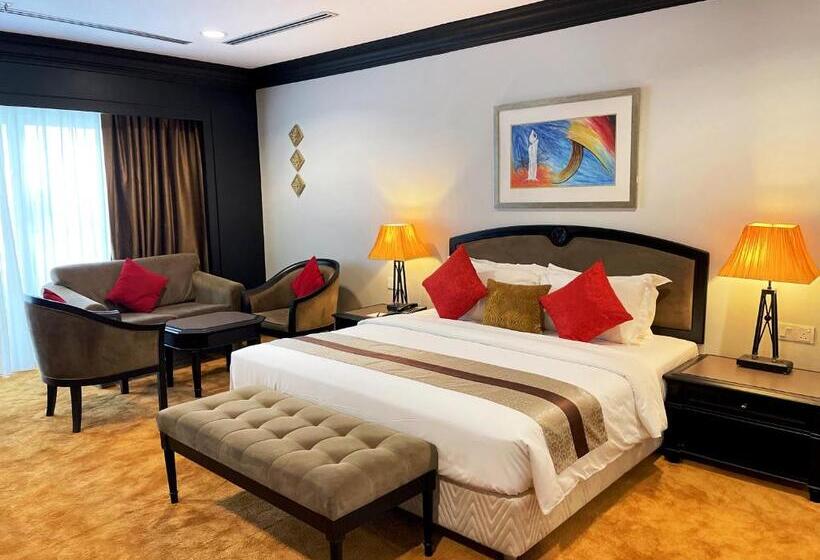 Президентский Люкс, Grand Darul Makmur Hotel Kuantan
