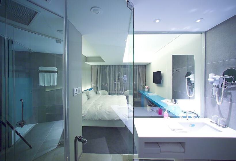 اتاق لوکس, Grand Mercure Ambassador Changwon
