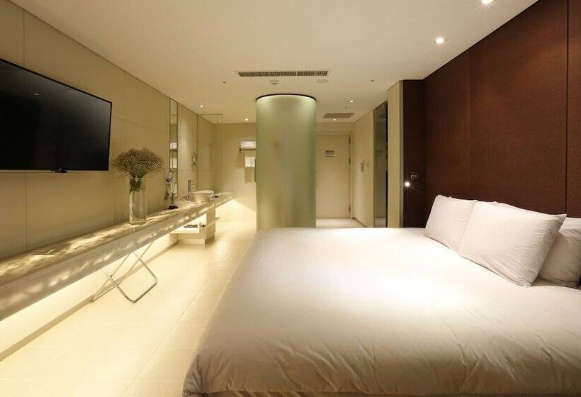 اتاق لوکس, Grand Mercure Ambassador Changwon
