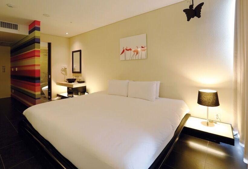 اتاق لوکس, Grand Mercure Ambassador Changwon