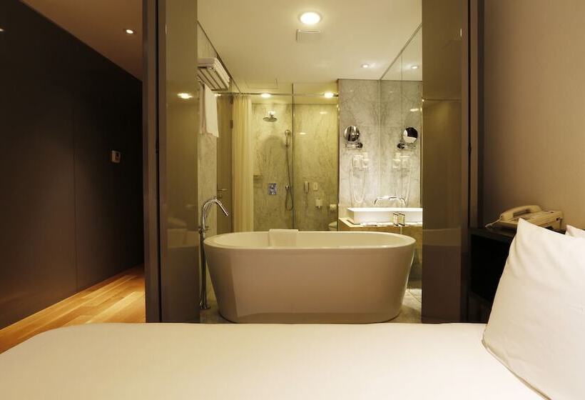 اتاق لوکس, Grand Mercure Ambassador Changwon