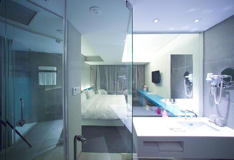 اتاق لوکس, Grand Mercure Ambassador Changwon
