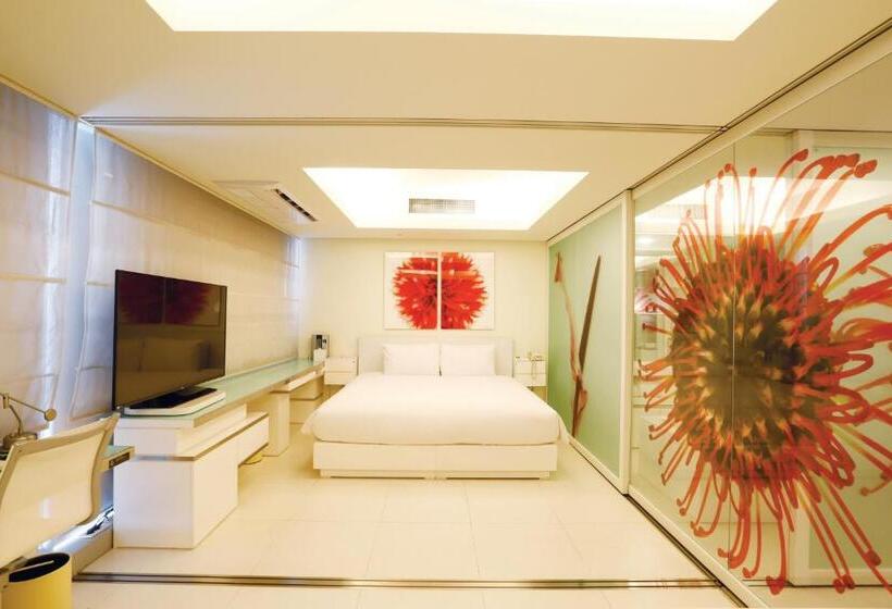 سوئیت اجرایی با تخت کینگ, Grand Mercure Ambassador Changwon