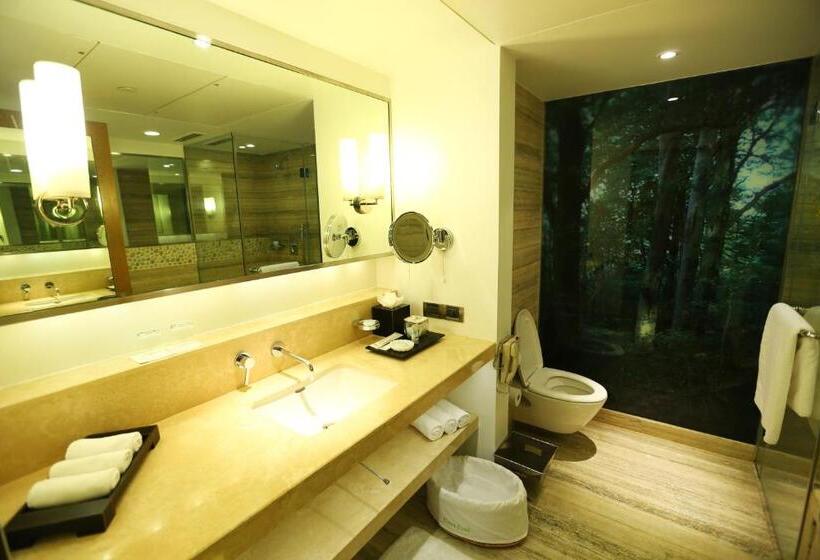 带特大床的标准间, Itc Gardenia, A Luxury Collection Hotel, Bengaluru