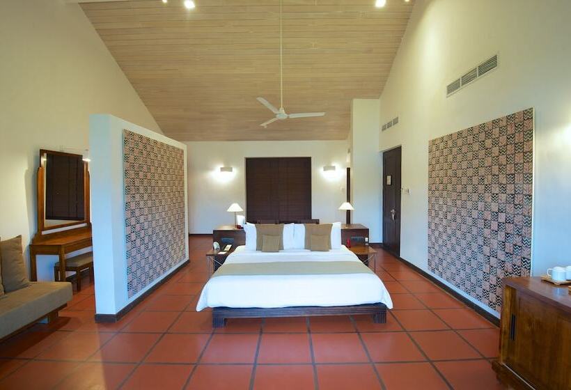 Suite, Jetwing Lagoon   Newly Renovated