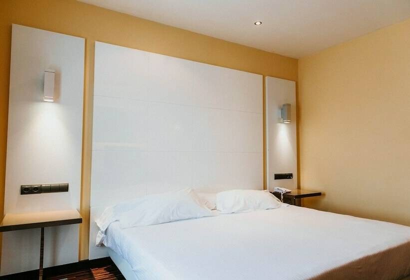 Quarto Premium, Malaga Nostrum Airport