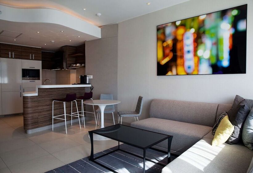 آپارتمان 1 خوابه با بالکن و چشم‌انداز دریا, Radisson Blu Hotel & Residence, Maputo