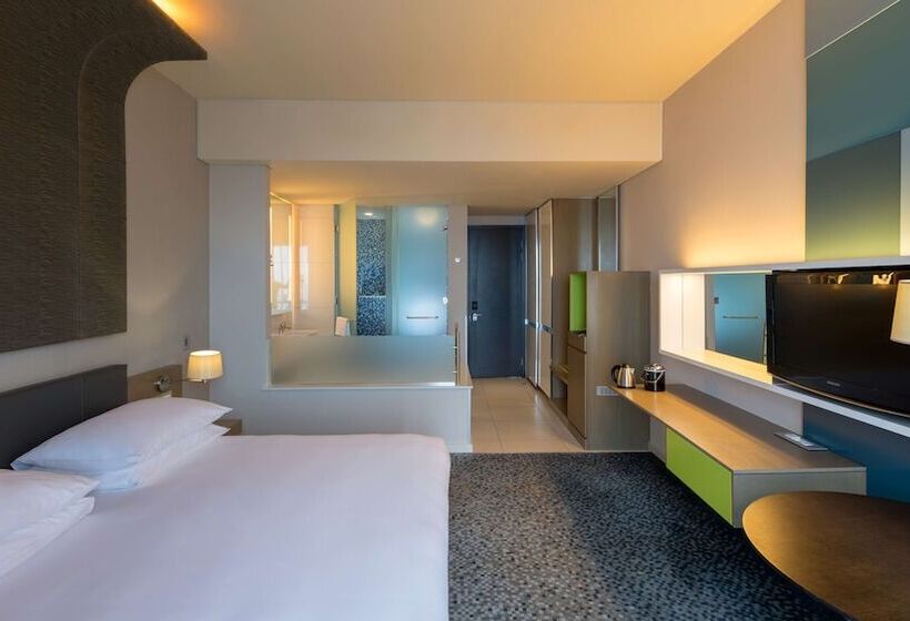 اتاق سوپریور با چشم‌انداز شهر, Radisson Blu Hotel & Residence, Maputo