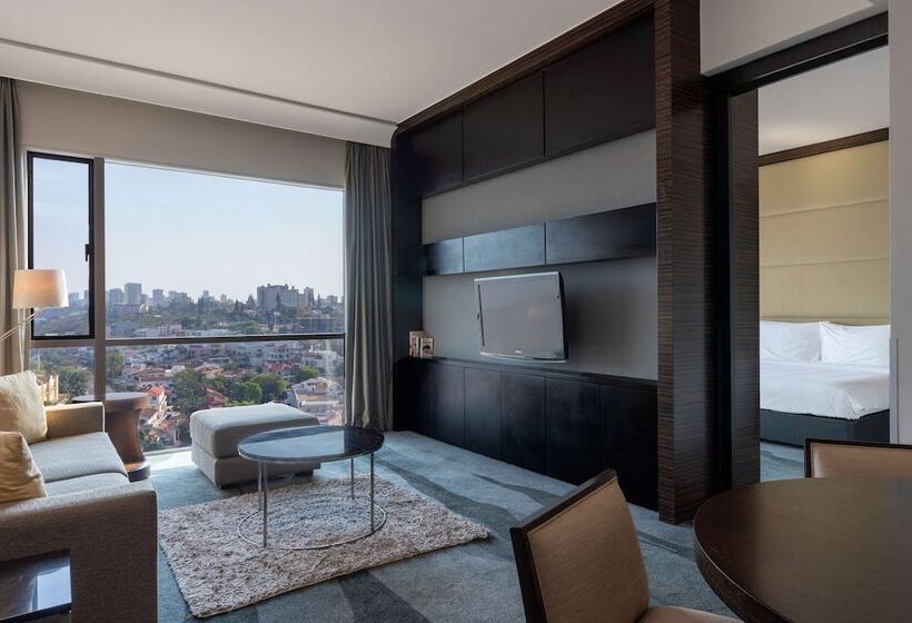 سوییت با چشم‌انداز دریا, Radisson Blu Hotel & Residence, Maputo
