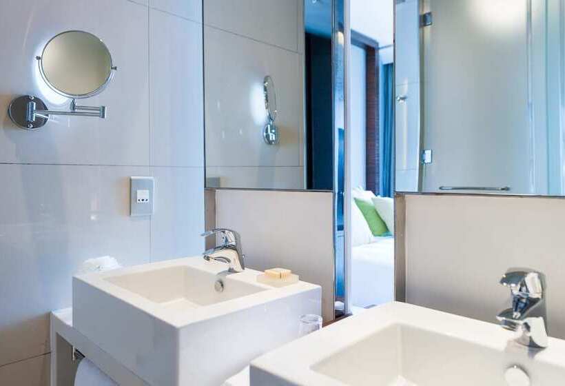 سوییت با چشم‌انداز دریا, Radisson Blu Hotel & Residence, Maputo