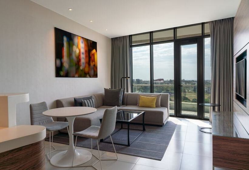 1 Bedroom Apartment City View, Radisson Blu Hotel & Residence, Maputo