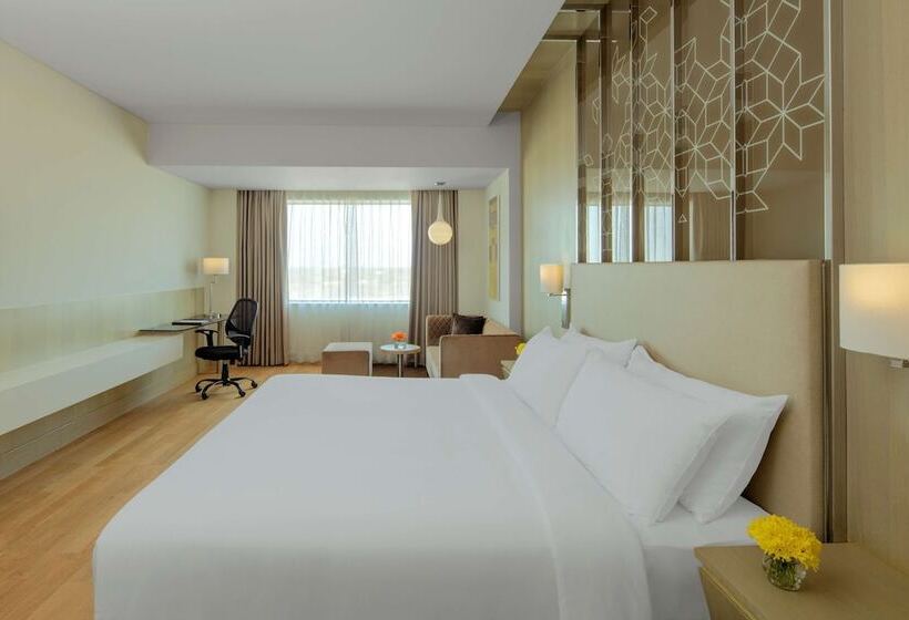 高级大房间, Radisson Gurugram Udyog Vihar