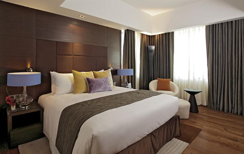 Superior Room, Radisson Gurugram Udyog Vihar