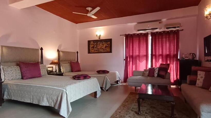 سوییت, Ranjit S Svaasa Amritsar