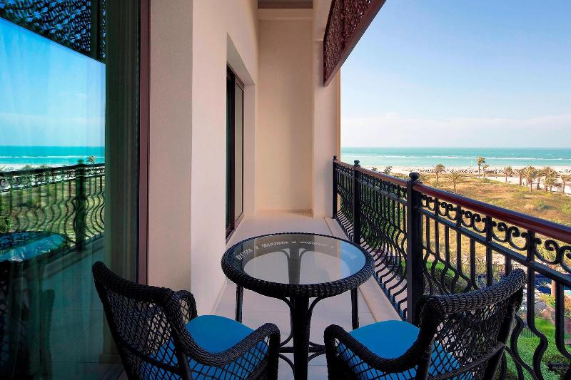 سوئیت با تخت بزرگ, The St. Regis Saadiyat Island Resort, Abu Dhabi