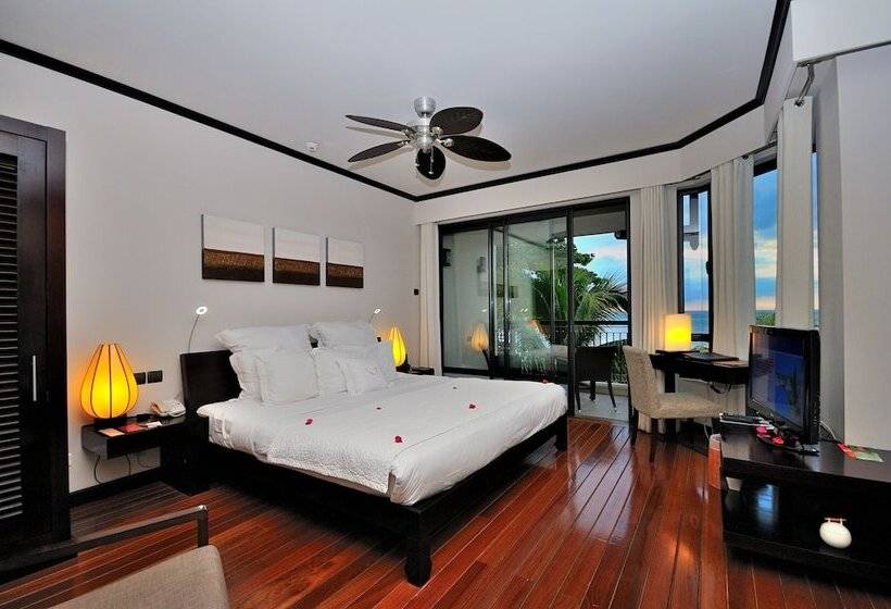 سوییت جونیور, Le Cardinal Exclusive Resort