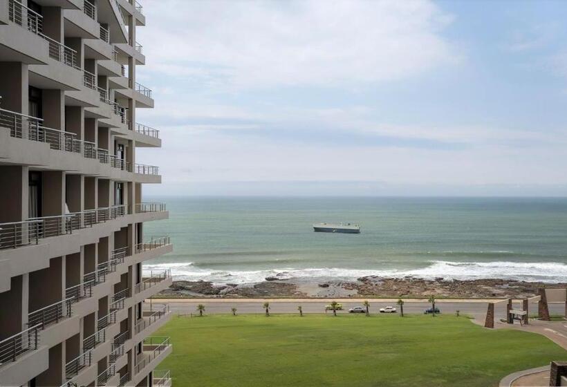 اتاق استاندارد با تخت دوبل, Premier Hotel East London Icc