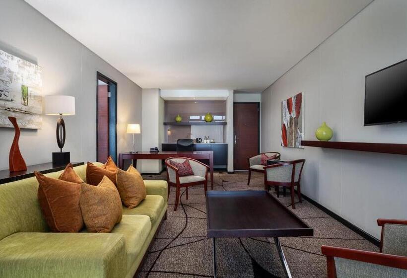 سوییت, Premier Hotel East London Icc